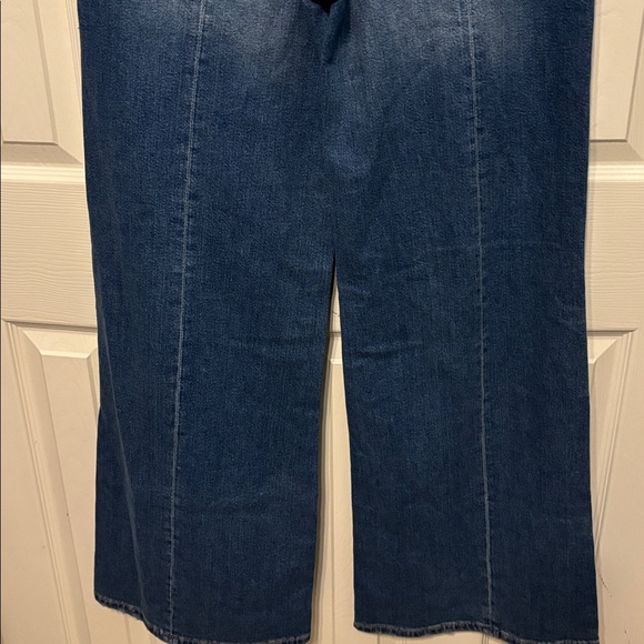 Good American Good Waist Palazzo Jeans - Picture 10 of 14